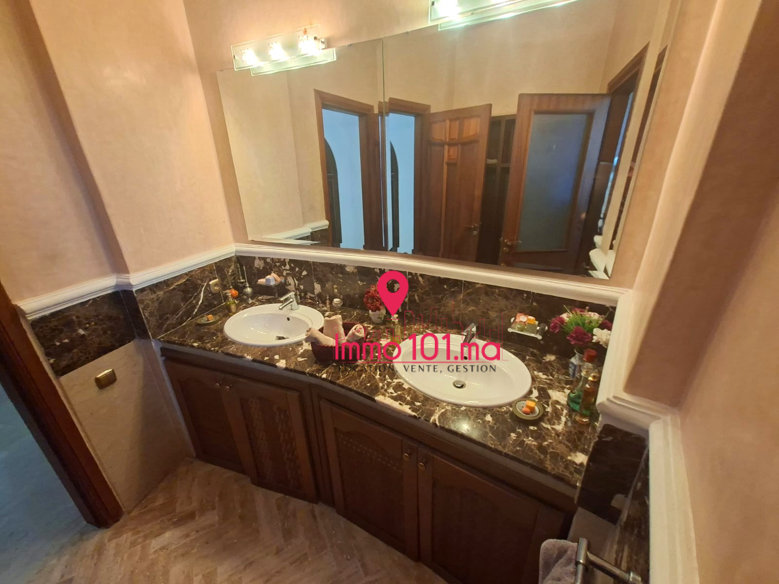 Villa à vendre à Souissi AYV2415